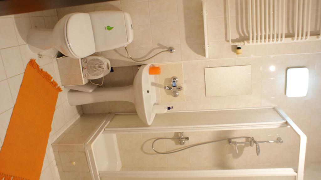 Vabank Apartment Бистрица Клодска Екстериор снимка